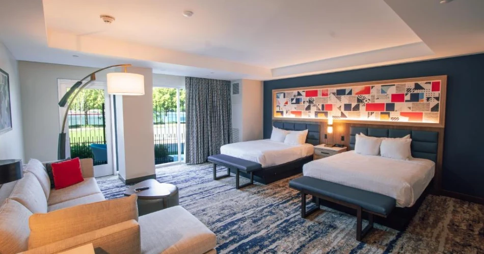 Top Hotels Close to Acrisure Stadium: Best Choices for Steelers Fans